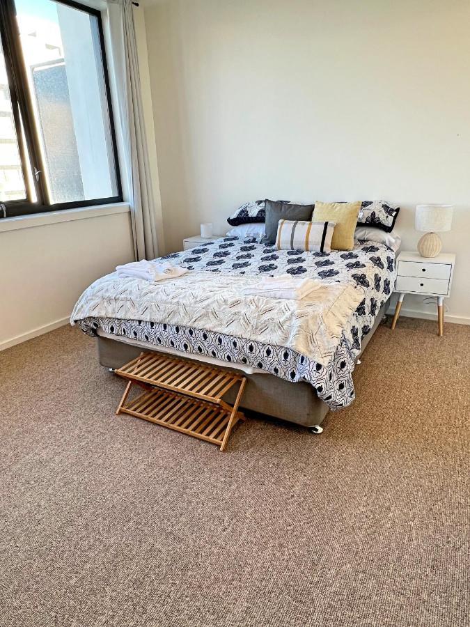 Industrial Yet Modern, 1Bd 1Bth Apt - Woden Phillip Екстериор снимка